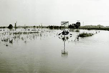 Kožušany-Tážaly - povodeň červenec 1997